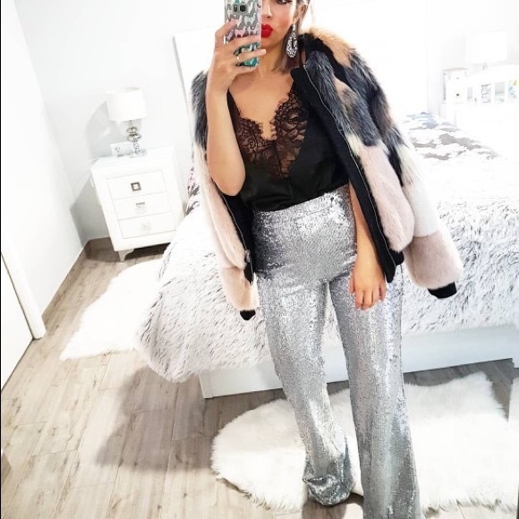 22 DECEMBER Tops - ‼️NEW ARRIVALS‼️ SEXY CAMI LACE TOP‼️